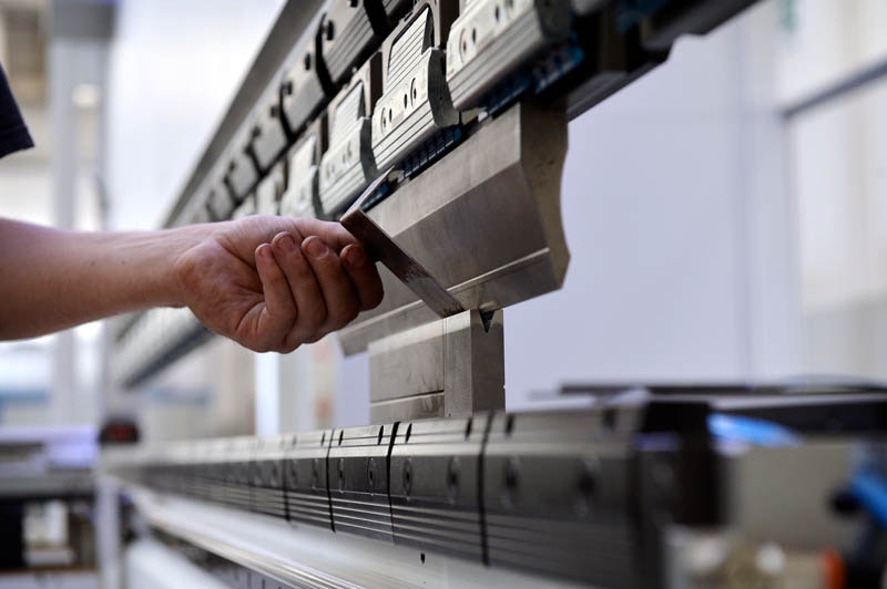 10 Methoden, Kratzer und Beule beim Biegen von Edelstahl zu vermeiden