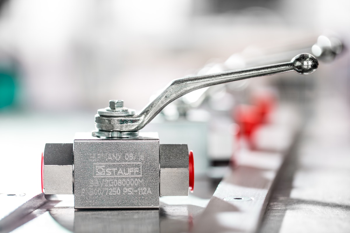 Zink/Nickel-Beschichtung für STAUFF Kugelhähne