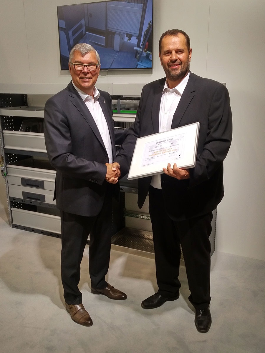 Renault erneuert Zertifikat für bott