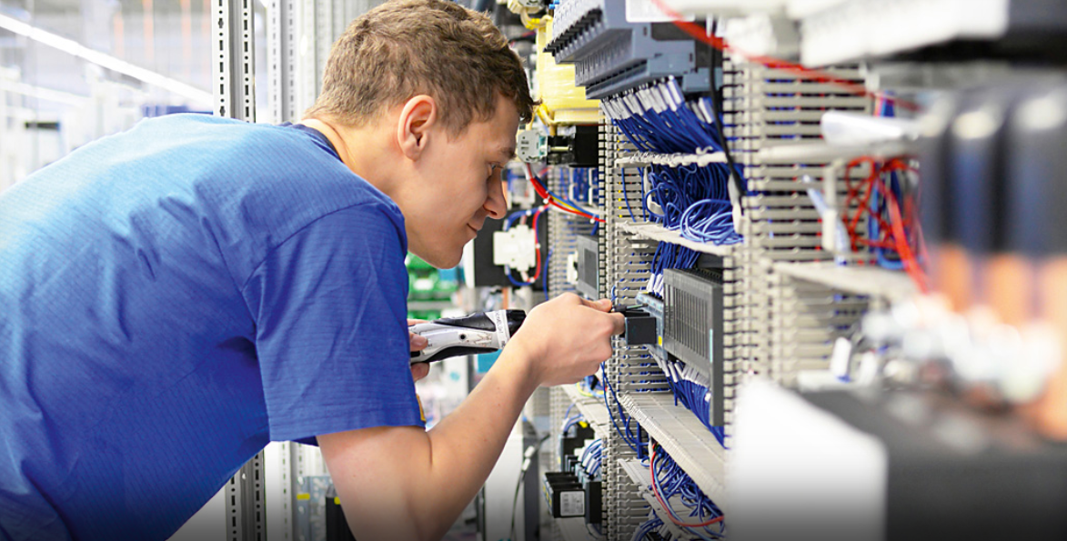 Intelligente Elektronik­kühlung in Industrie­anwendungen