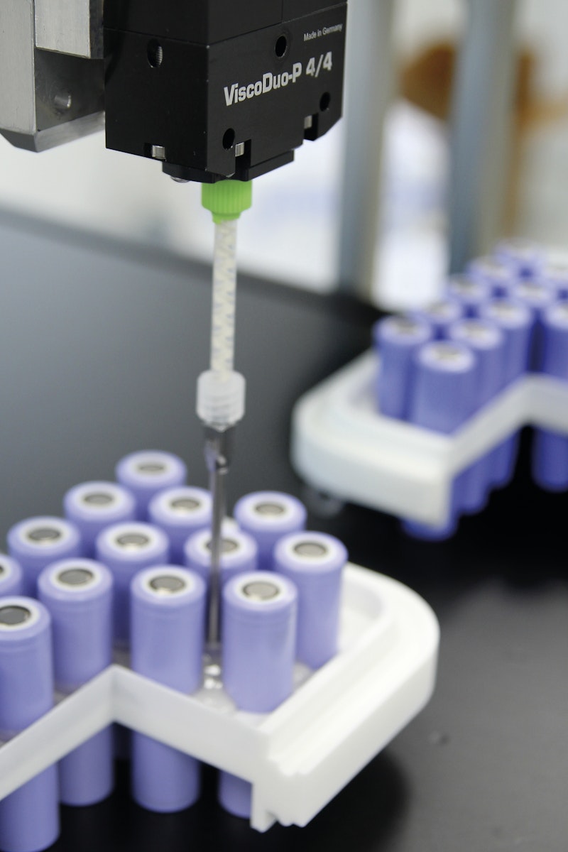 Dosierlösungen für schwierige Materialien in der E-Mobilität