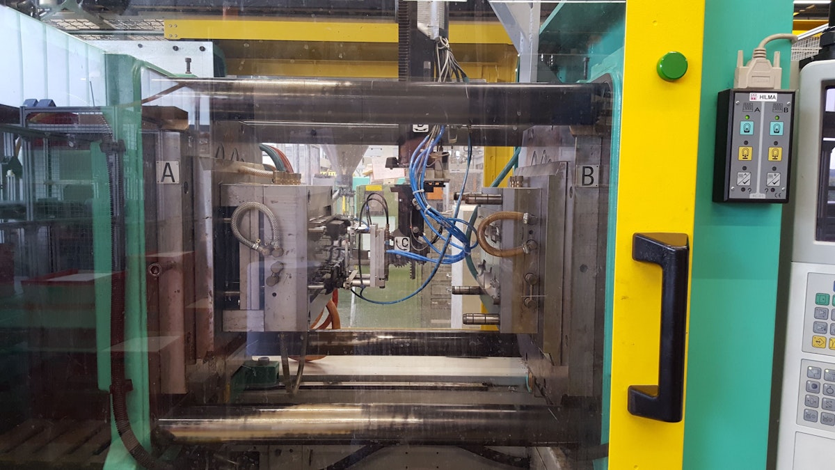 Temperiergeräte und Mitarbeiter schützen: Filtertechnik in Kühlkreislauf 