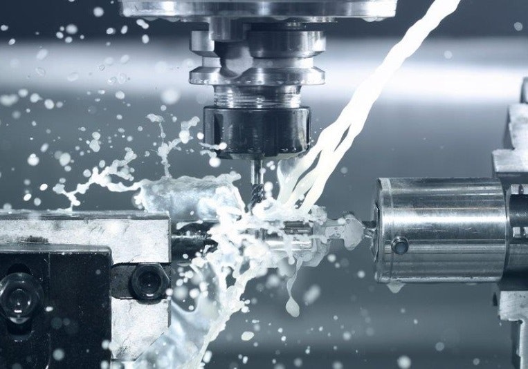 Hartmetall effektiv bearbeiten mit dem optimalen Kühlschmierstoff!