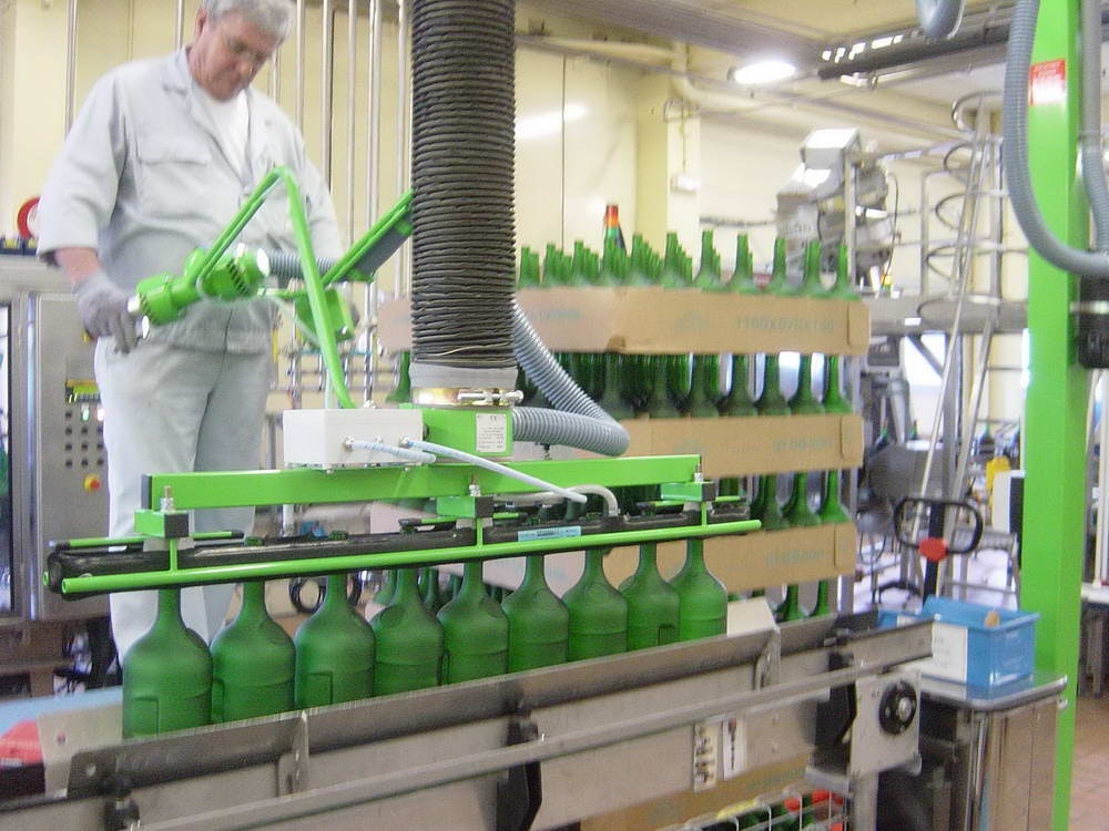 Lebensmittelhersteller setzen auf AERO-LIFT Vakuumtechnik