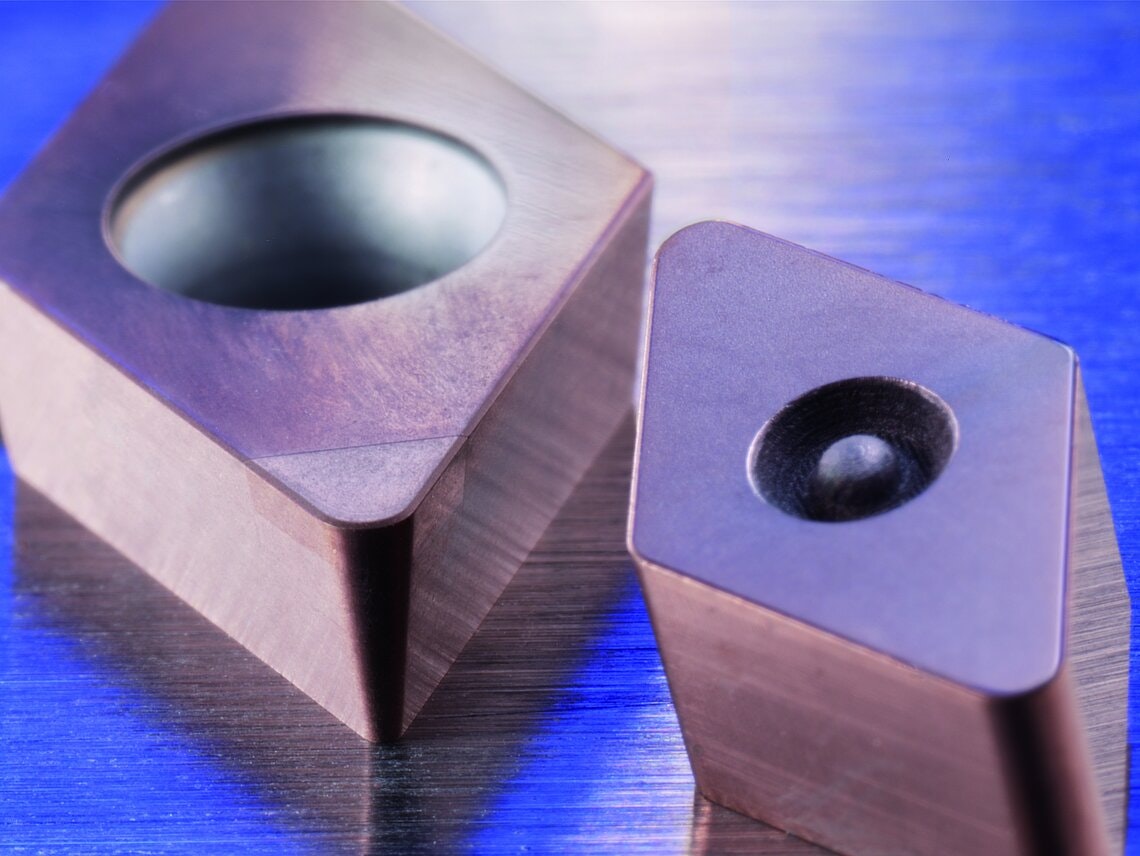 Neue Bearbeitungsstrategien beim Hartdrehen dank Solid-Wendeschneidplatten