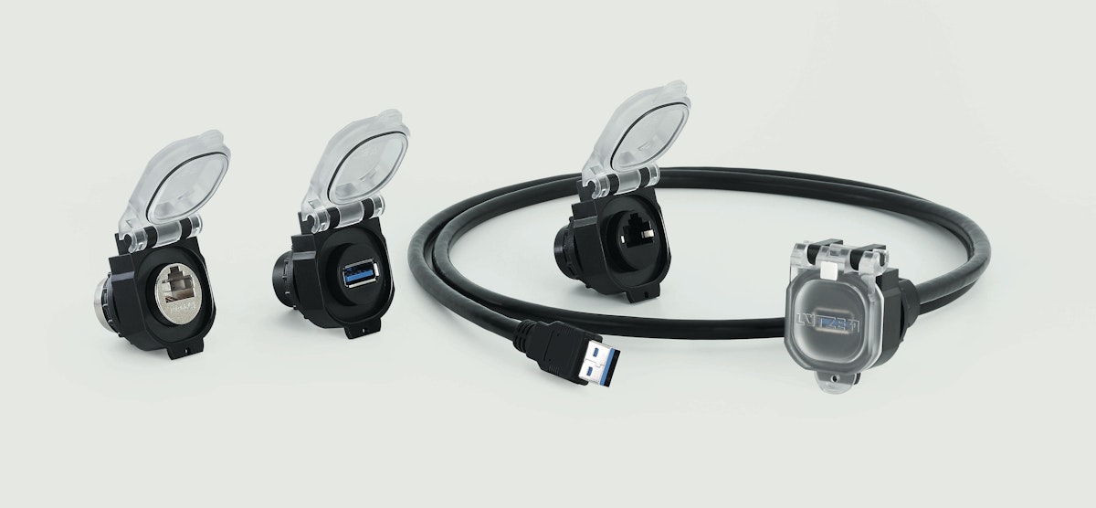 IP 69K Einbaubuchse mit Klappdeckel