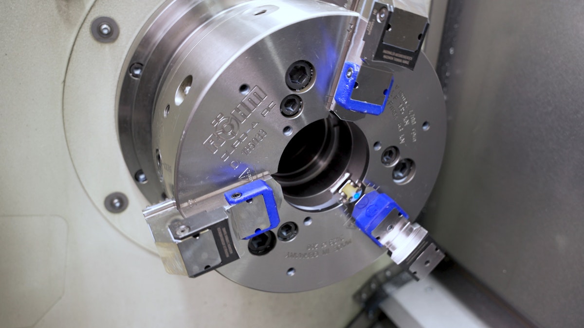 Definierte Spannkraft für hochpräzise Bauteile mit der iJaw