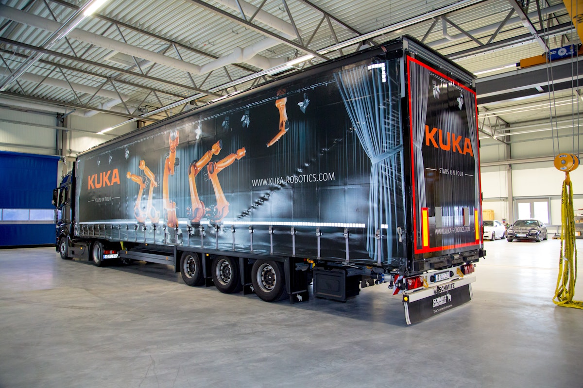 Vollautomatisierte Robotermesszelle für Großbauteile