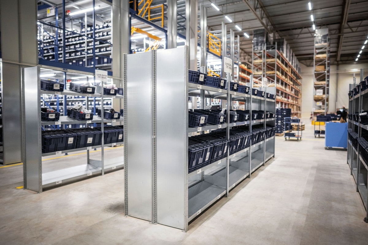 MULTI-CLIP Fachbodenregal