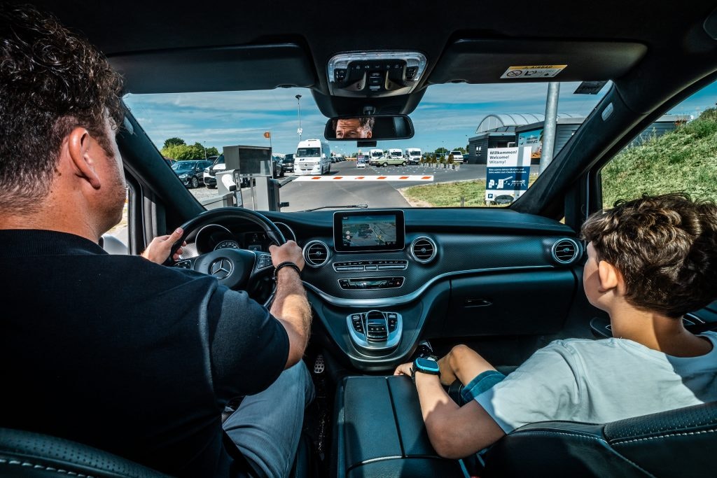 Die Schranke am P1 öffnet durch Kennzeichenerkennung oder QR-Code