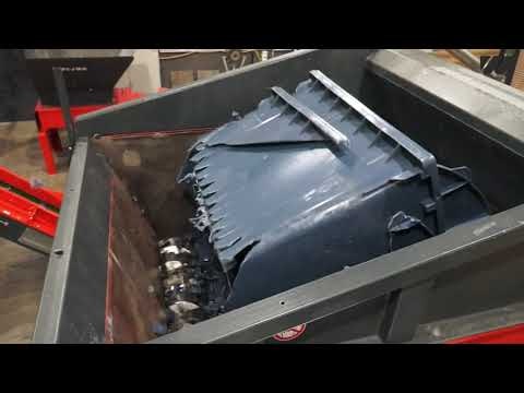 WEIMA Einwellen-Zerkleinerer WKS 1800 hydro zerkleinert Mülltonnen