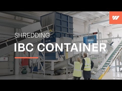 Zerkleinerung von IBC-Containern mit einem W5.18 Shredder bei Dansk Emballage in Vamdrup, Dänemark