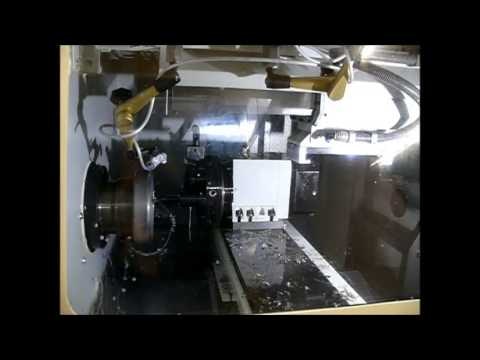 SUMO Megaplex Drehmaschinen-Automation mit Roboter Motoman HP20D von EGS Automatisierungstechnik 